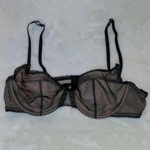 Sexy Elle Macpherson Intimates Black Mesh and Lace Underwire Bra Size 36C